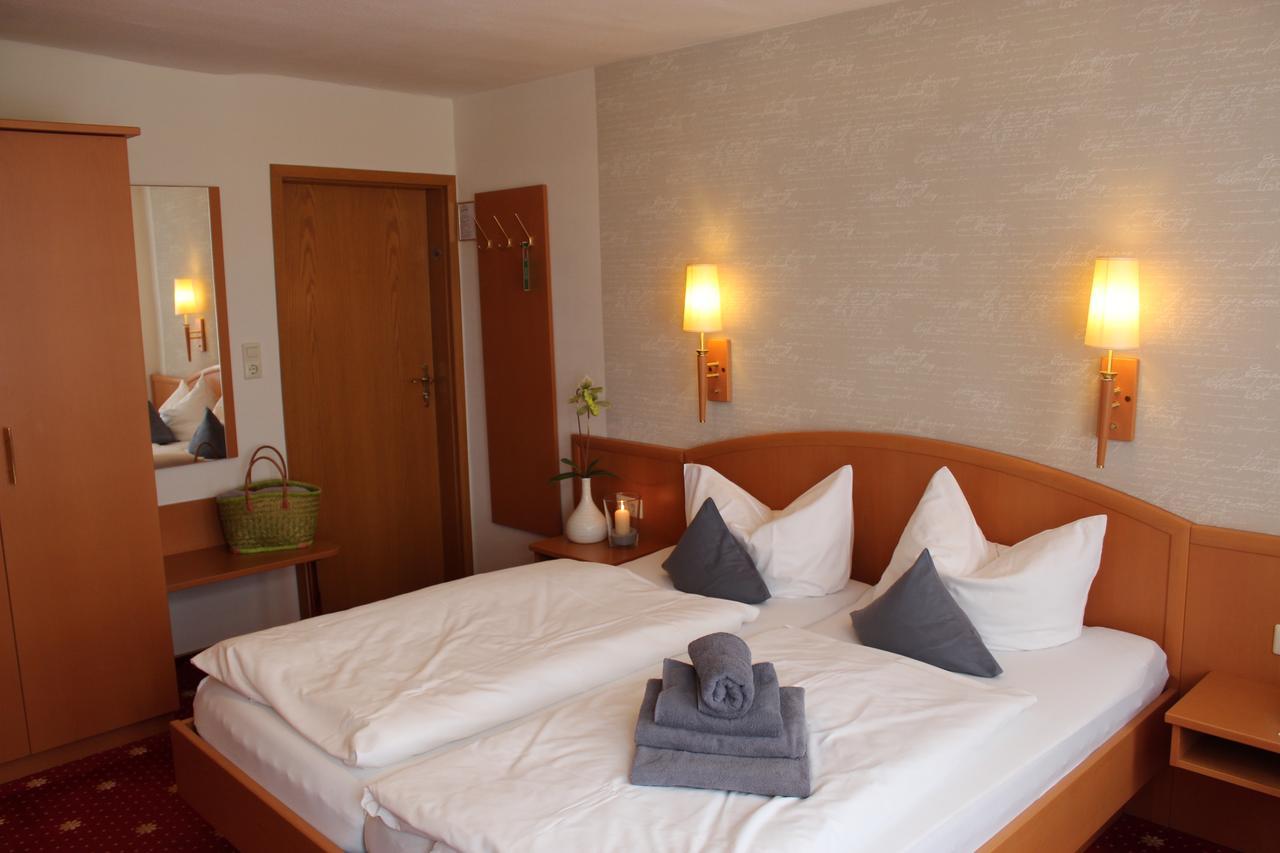 Ferien- und Wellnesshotel Waldfrieden Hitzacker Exterior foto